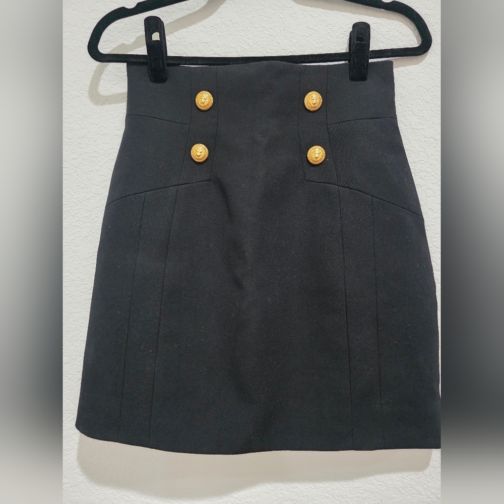 Balmain Elegant Black Mini Skirt with Gold Accents